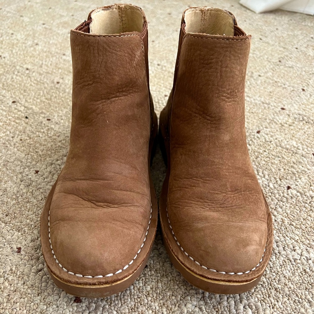 LL Bean Stonington Chelsea Boot 6.5 size Toasted Coconut color